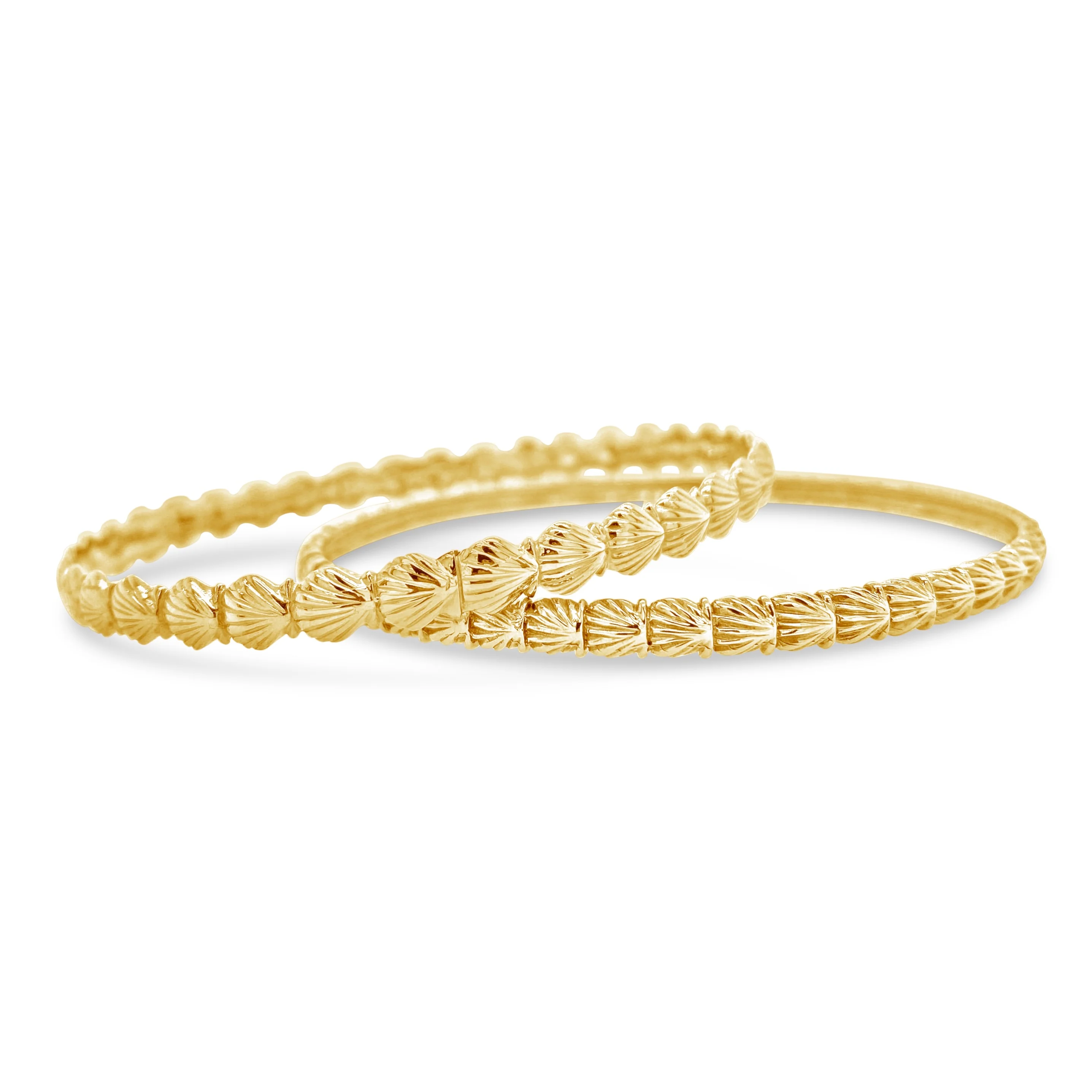 Petite Scallop Shell Bangle Bracelet - Image 4